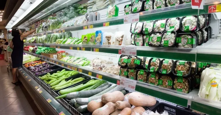 Grocery store open and close hours